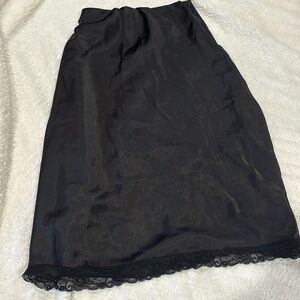 Black midi skirt